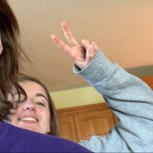 Meet your Posher, Lauren